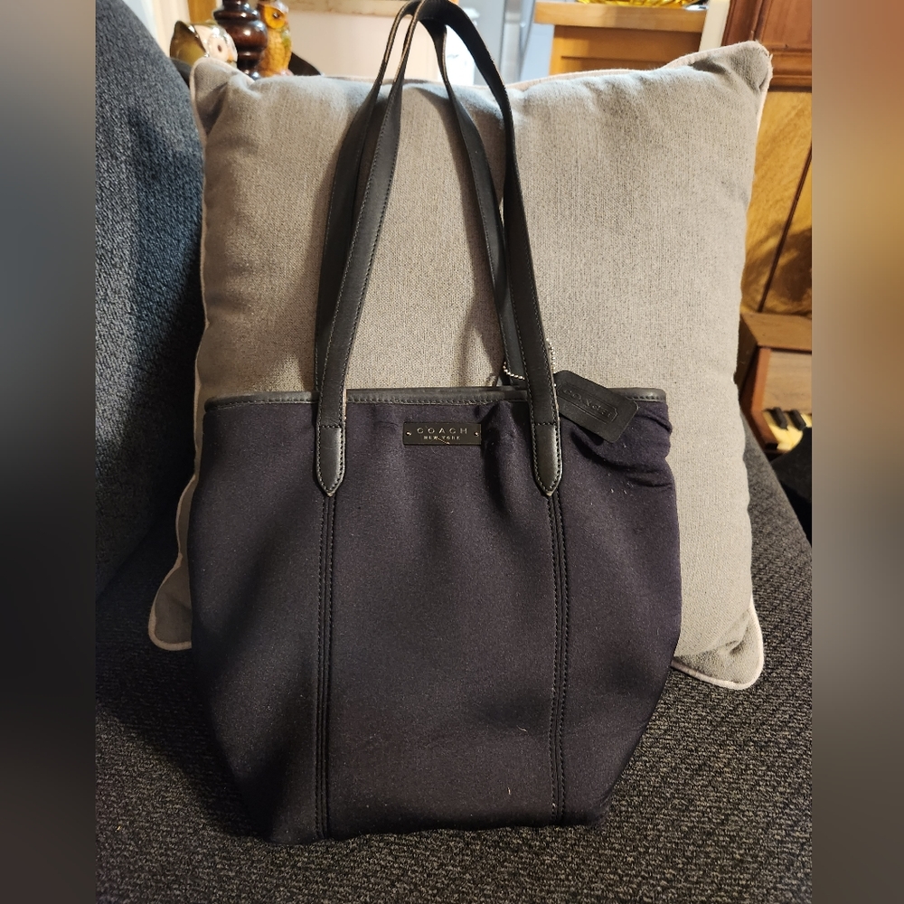 WOMEN COACH PURSE
